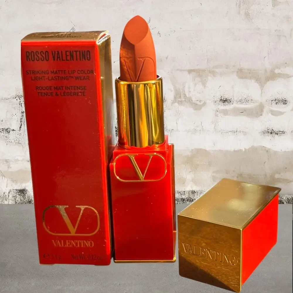 Rosso Valentino Matte Lipstick in 111A Undressed Velvet NIB